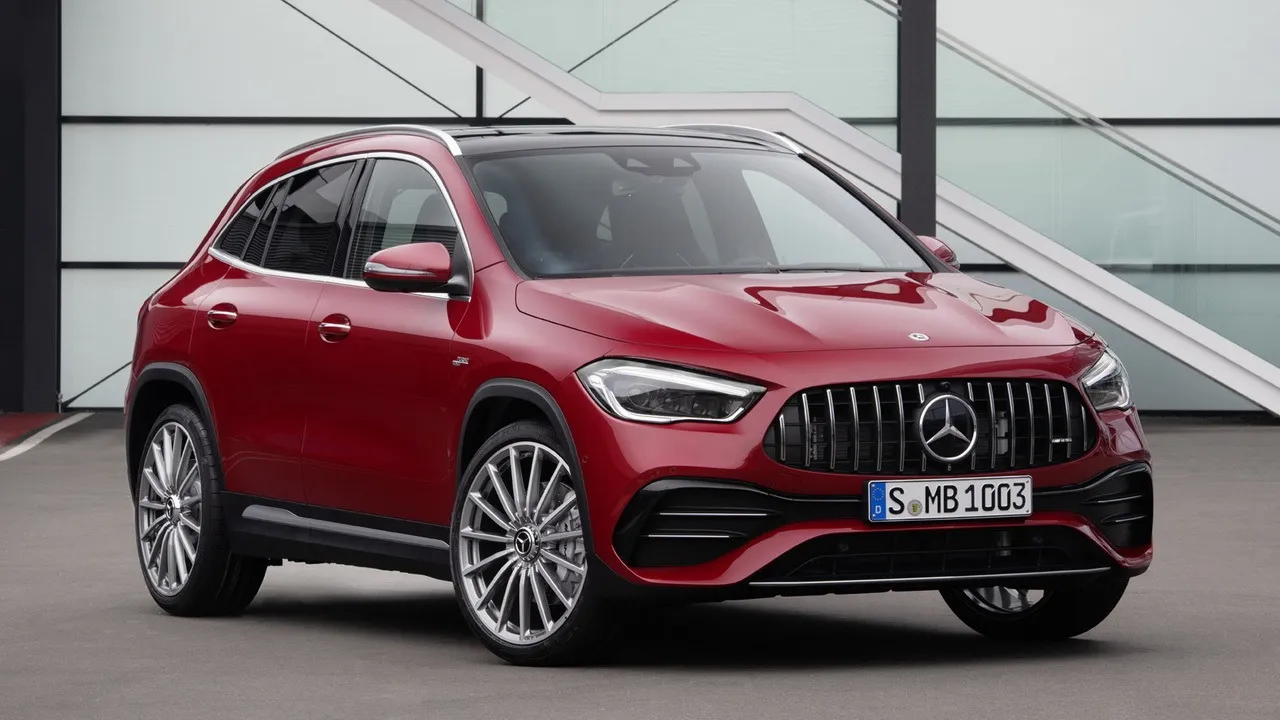 Автомобіль Mercedes-Benz GLA